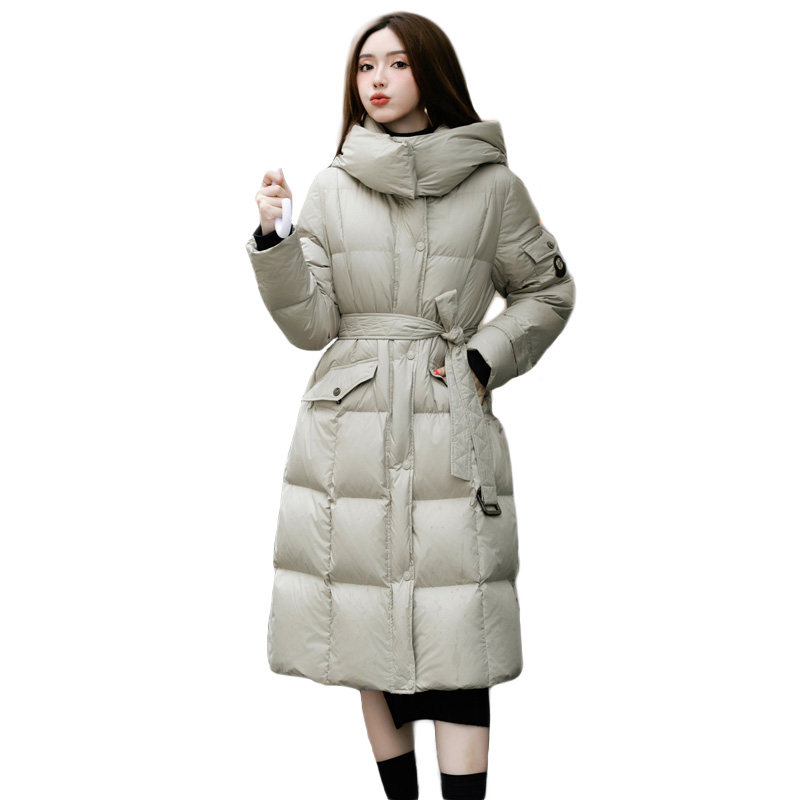时尚潮流2025年冬季白鸭绒长款连帽女式显瘦减龄保暖羽绒服,女装羽绒服,丽莎妳雅