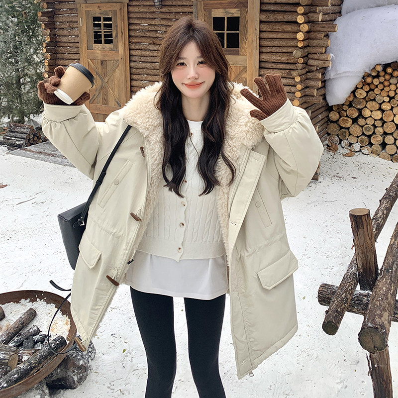 现货牛角扣加厚羊羔毛连帽休闲派克服5832-P275-K408,女装派克服,2C159