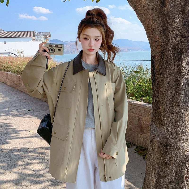 卡其色工装流行风衣外套女2025春秋季新款设计感炸街翻领夹克上衣,女装短外套,2C291