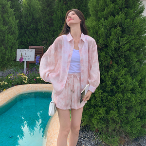 粉色个性印花衬衫两件套女2025夏季新款时尚气质松紧腰短裤套装潮图片