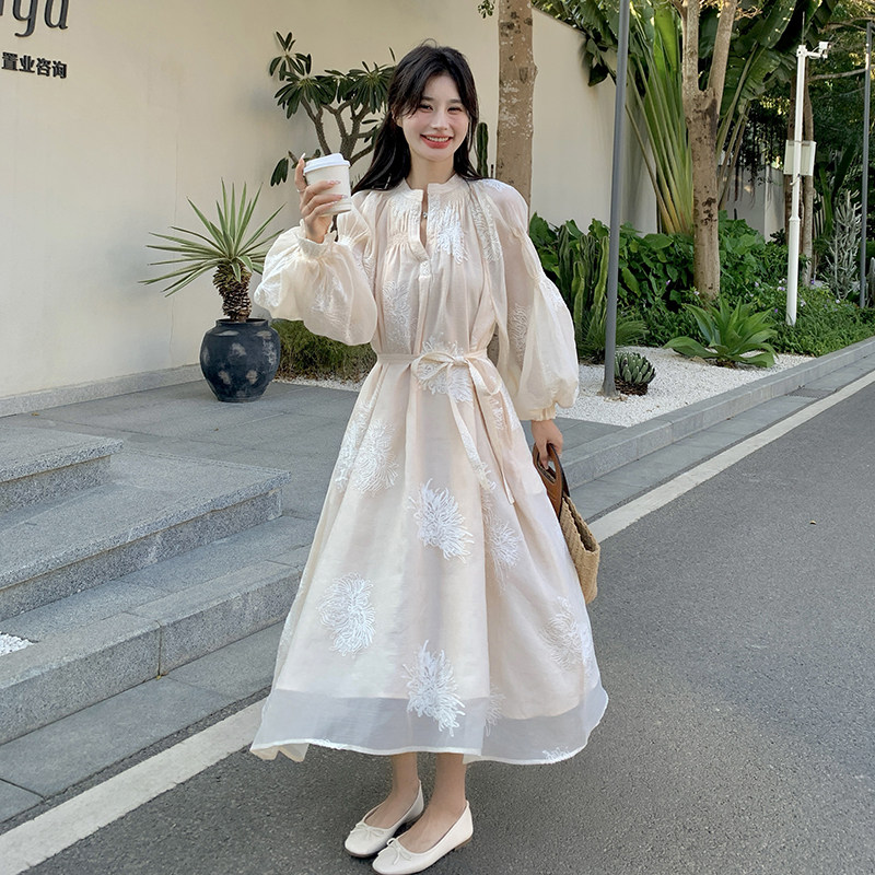 【】法式刺绣小众设计感连衣裙C161-6805-P155-K218,女装连衣裙,2C161
