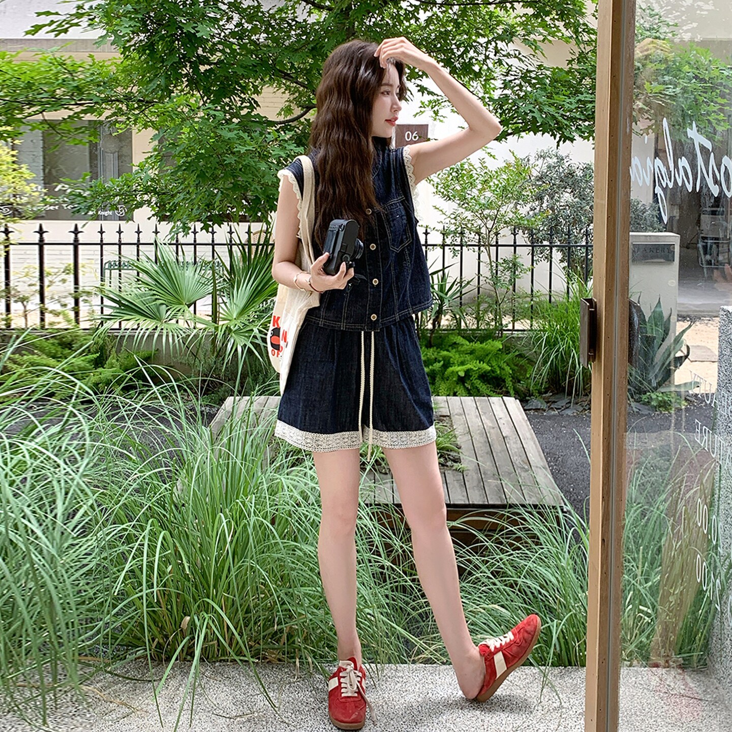 小个子穿搭蕾丝拼接牛仔马甲套装女2025夏新款休闲显瘦短裤两件套,女装套装/套裙,2C225