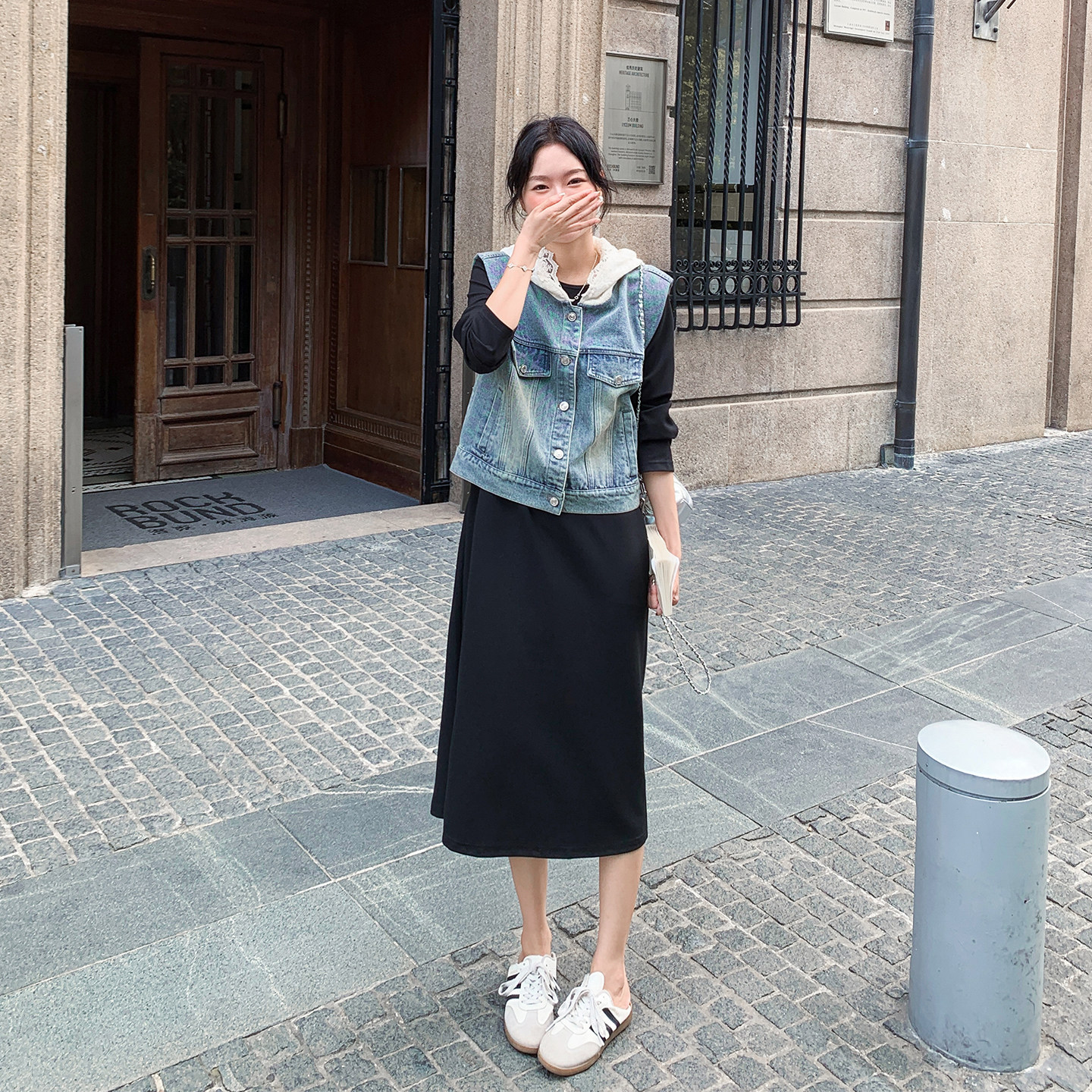 复古休闲连帽牛仔马甲黑色T恤连衣裙套装女春秋2025新款减龄裙子,女装套装/套裙,2C126