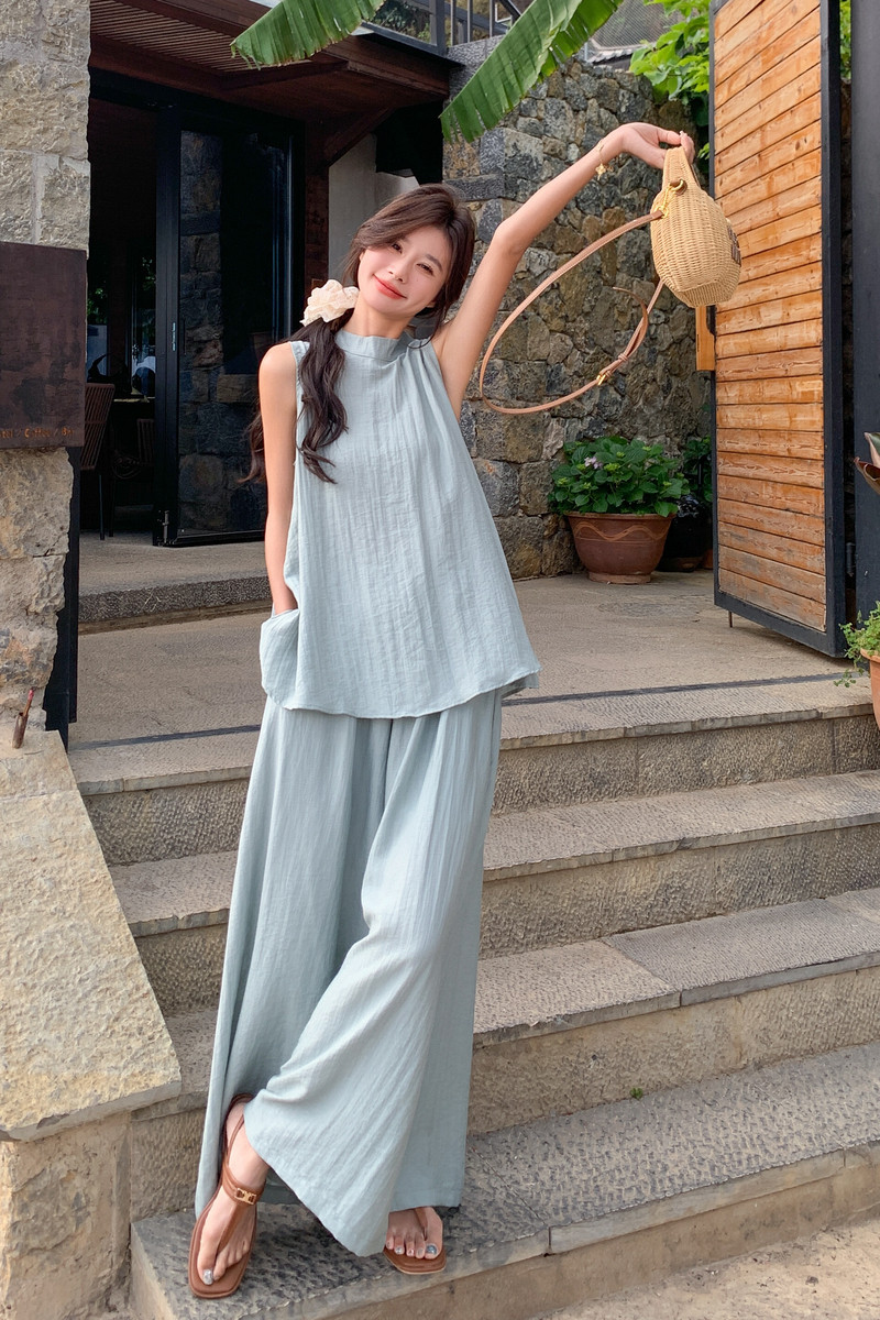 休闲时尚灰色挂脖上衣阔腿裤套装女夏2025新款两件套绝美俏皮流行,女装套装/套裙,2C271