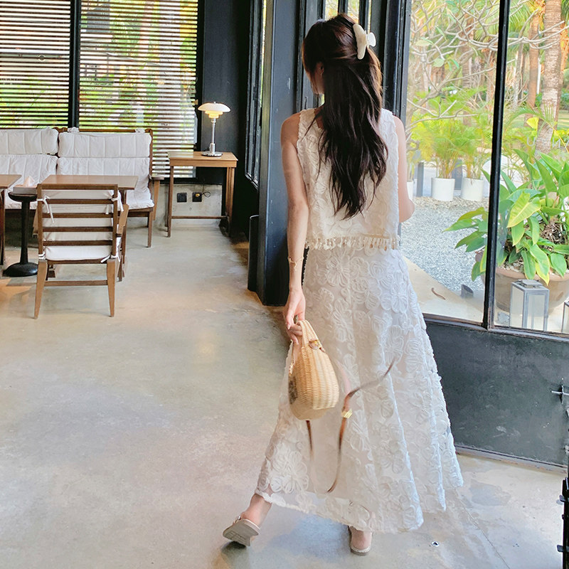 休闲显瘦套装裙女2025夏季新款法式方领流苏背心上衣半身裙两件套,女装套装/套裙,2C073