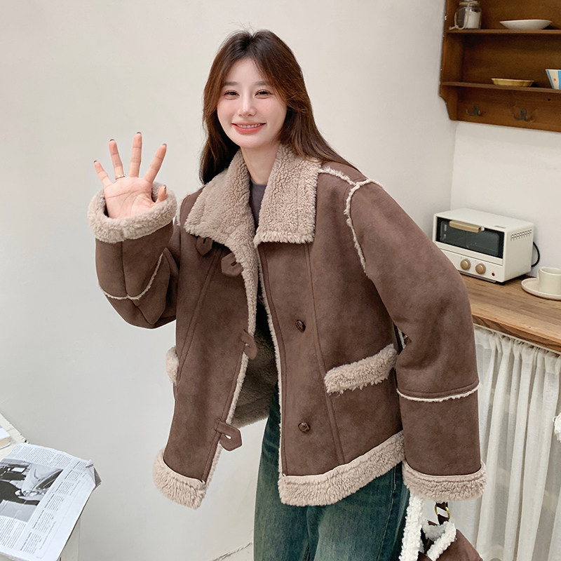 韩版复古美拉德皮毛一体棉服女2025年冬季新款显瘦短款羊羔毛外套,女装皮草,2C098