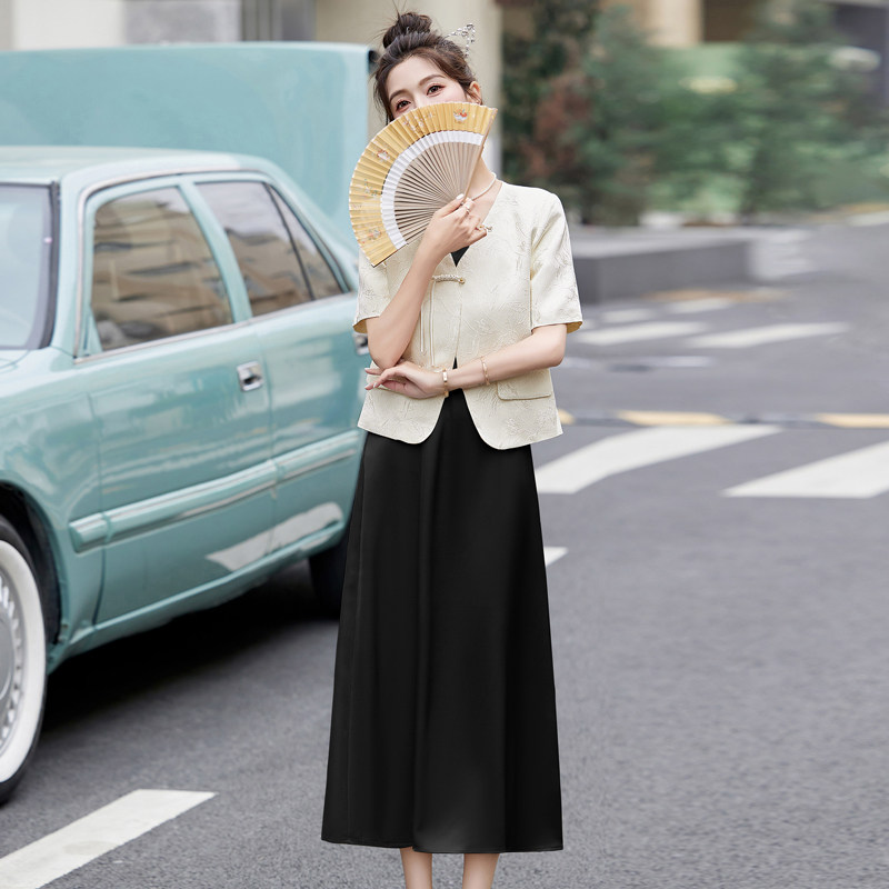 2025新款夏季女装复古提花盘扣缎面套装裙两件套,女装套装/套裙,丽莎妳雅