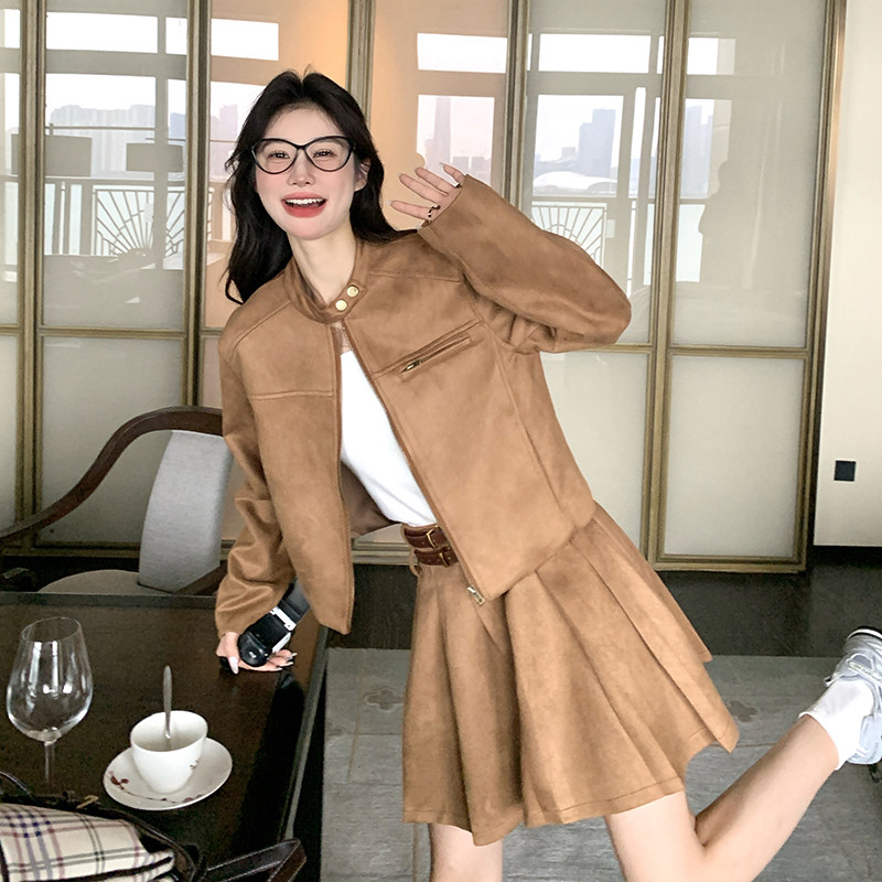 新品附买家秀高级感盐系穿搭+半身裙套装225A-P175-K248,女装套装/套裙,2C075