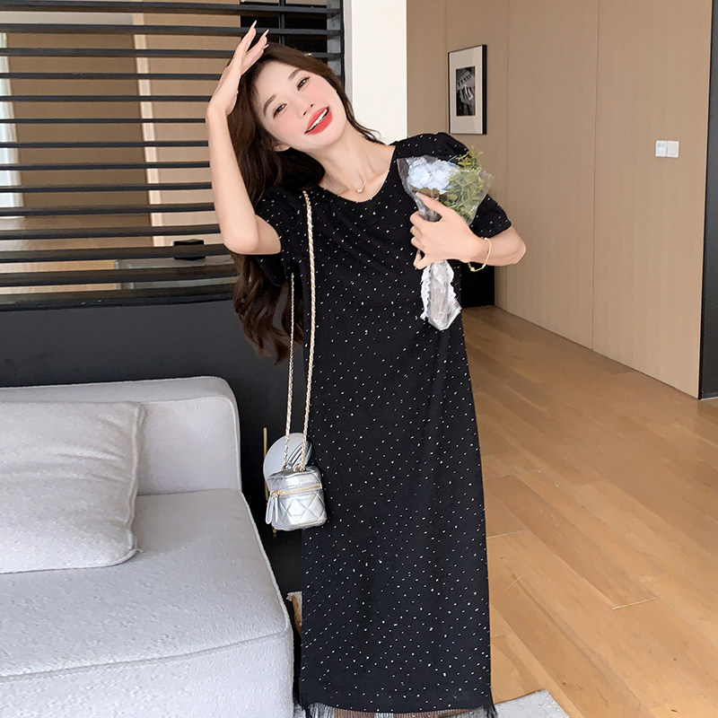 黑色流苏烫钻T恤连衣裙女夏赫本风流行小众设计减龄森系慵懒风图片