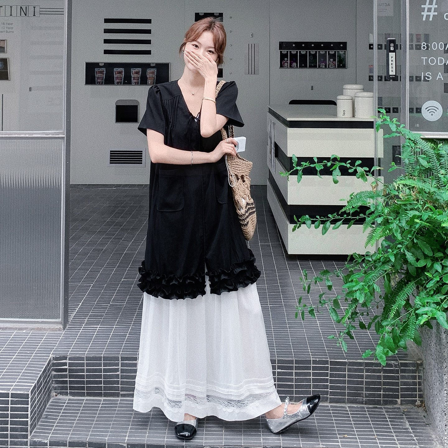 黑色木耳边连衣裙阔腿裤套装女夏大方得体穿搭又a又飒御姐两件套,女装连衣裙,2D008
