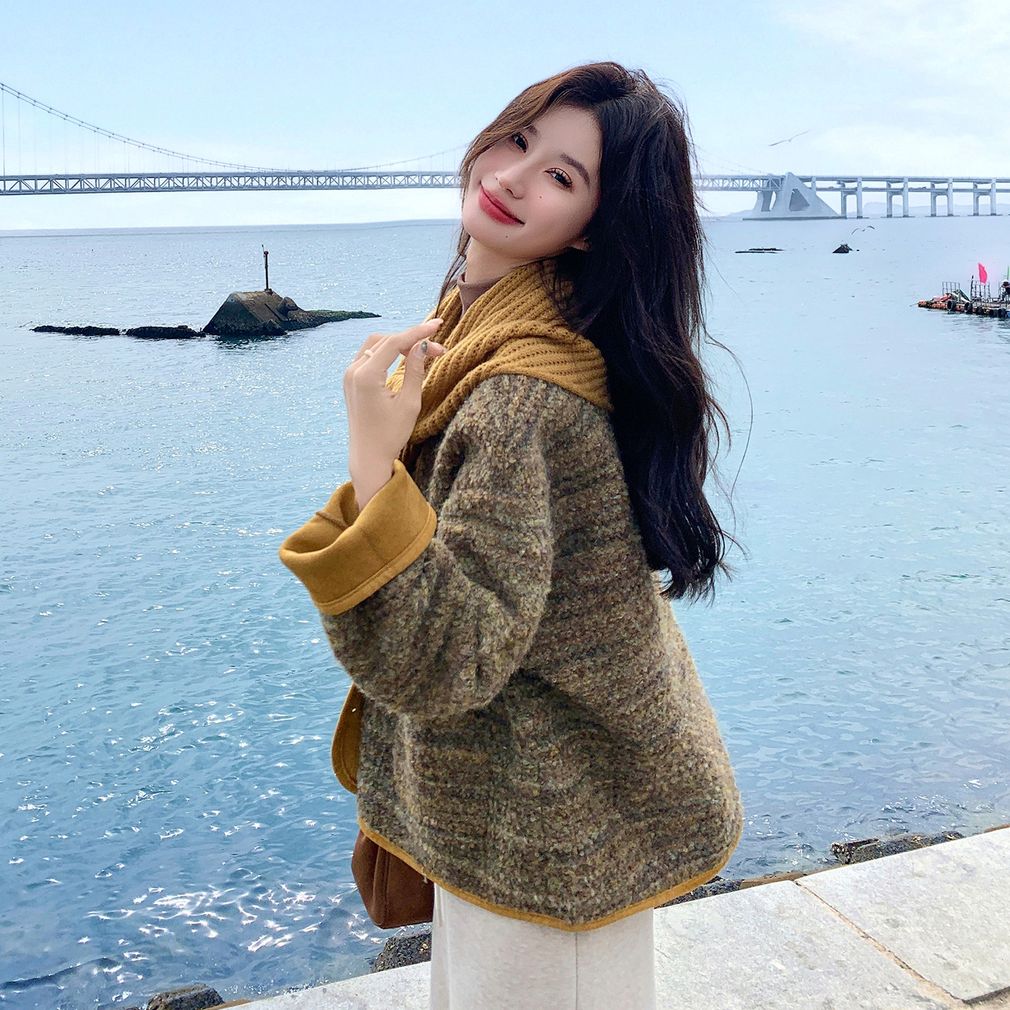 新品现货高品质皮毛一体外套配披肩2C139-817-P215-K318，女装皮草，2C139