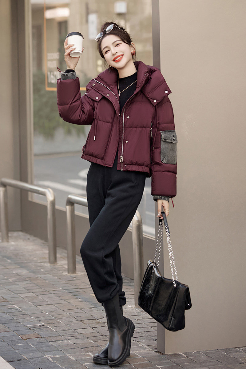 酒红色短款羽绒服女2024新款冬季时尚宽松小个子超好看白鸭绒外套,女装羽绒服,维一诺（1D095）