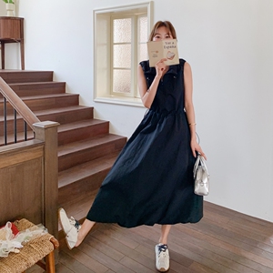黑色轻熟风工装无袖连衣裙女2025夏季新款高级感收腰系带及踝长裙图片