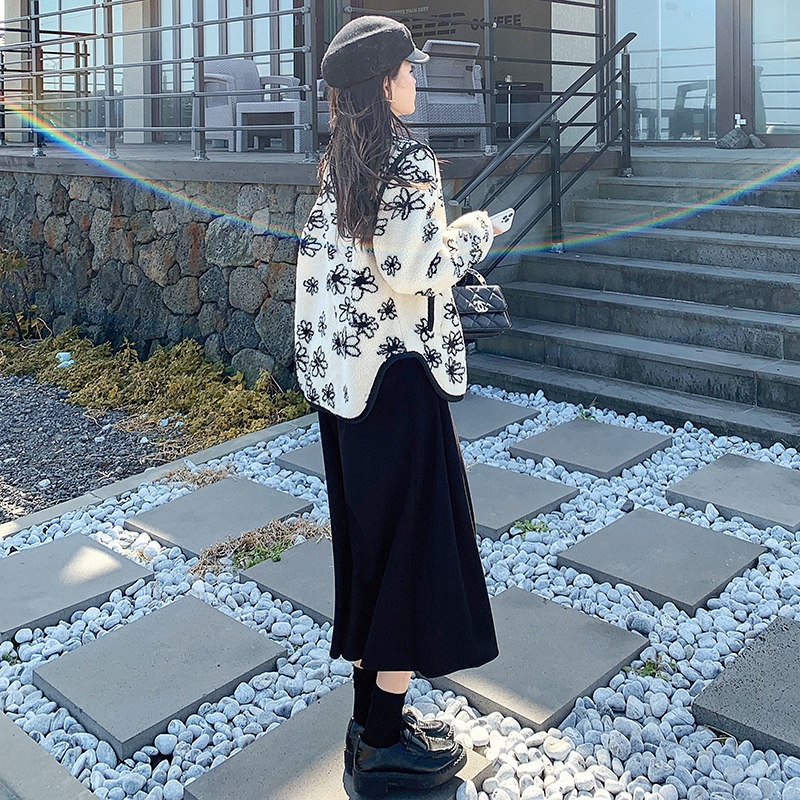 韩版时尚减龄花朵羊羔毛外套女2025冬季新款显瘦保暖加厚棉服棉衣,女装毛呢外套,2C196
