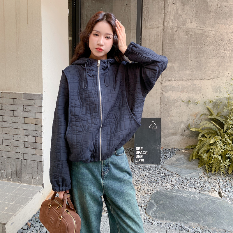 藏青色韩系连帽刺绣外套2025新款女早秋肌理高级感气质小个子上衣,女装短外套,2C215