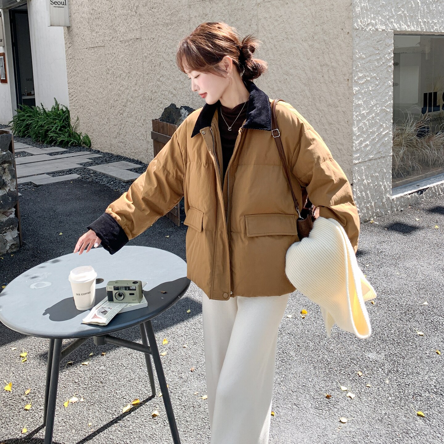 2025新款冬季短款小个子宽松小香风灯芯绒拼接外套,女装羽绒服,2C177