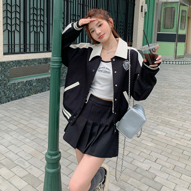 学院风黑色棒球服套装女2024秋季新款设计感小众夹克百褶裙两件套图片