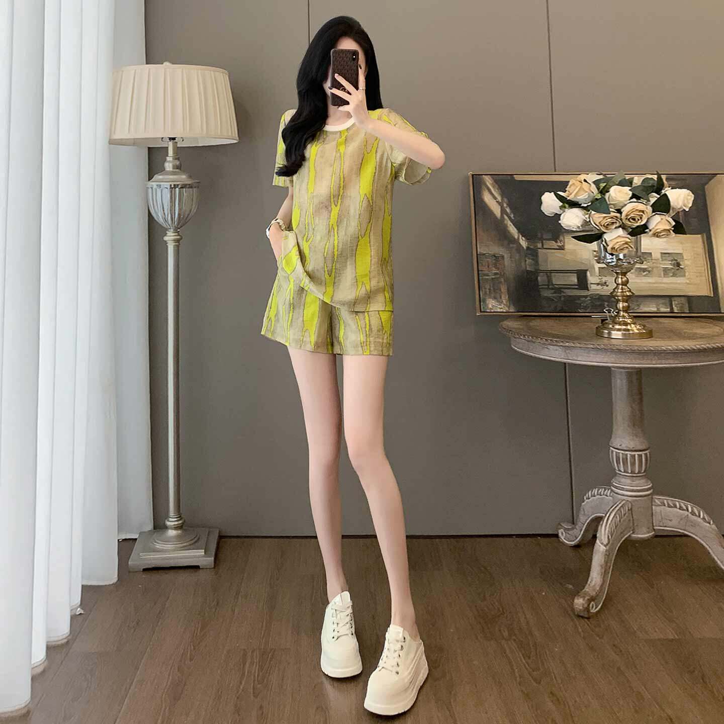 重工减龄时尚套装女夏新宽松显瘦圆领冰丝短袖上衣阔腿短裤两件套,女装套装/套裙,2C310