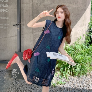 设计感小众刺绣牛仔无袖连衣裙女2025夏新款小个子宽松显瘦背心裙图片