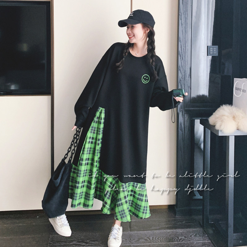 印花格纹撞色拼接黑色连衣裙女2025夏季新款宽松长款裙子韩版休闲图片