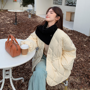 现货~~！！轻薄菱格羽绒服短款女90绒带围脖 P260 K379图片