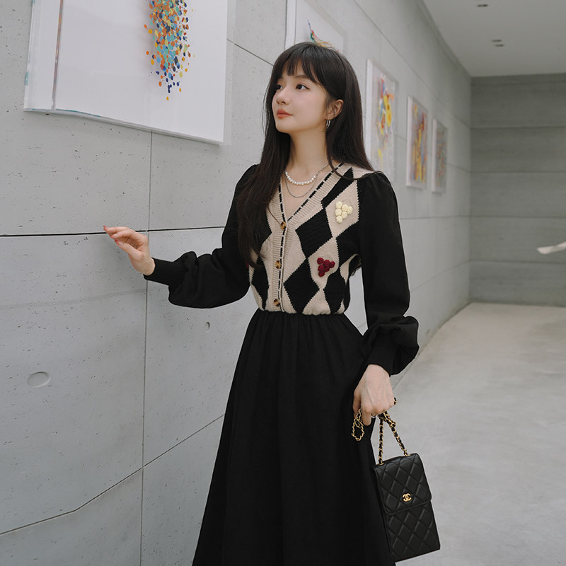 现货2025秋季新款针织拼接连衣裙2C053款号8812/P120/K168,女装连衣裙,2C053