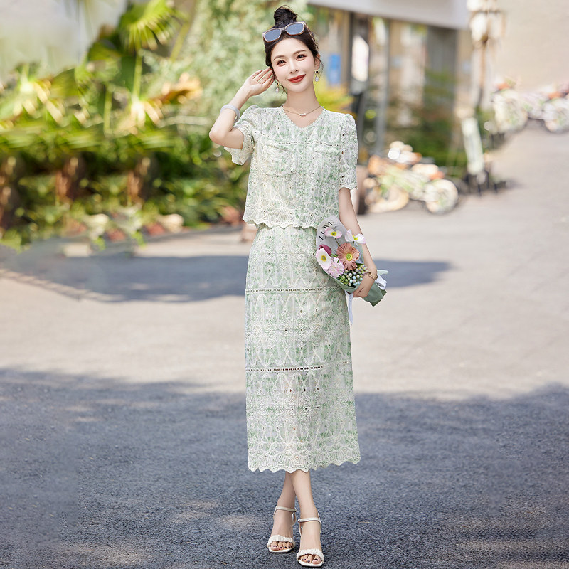 小香风粉色刺绣蕾丝套装裙女2025夏新款甜美超仙气质半身裙两件套,女装套装/套裙,奕可儿