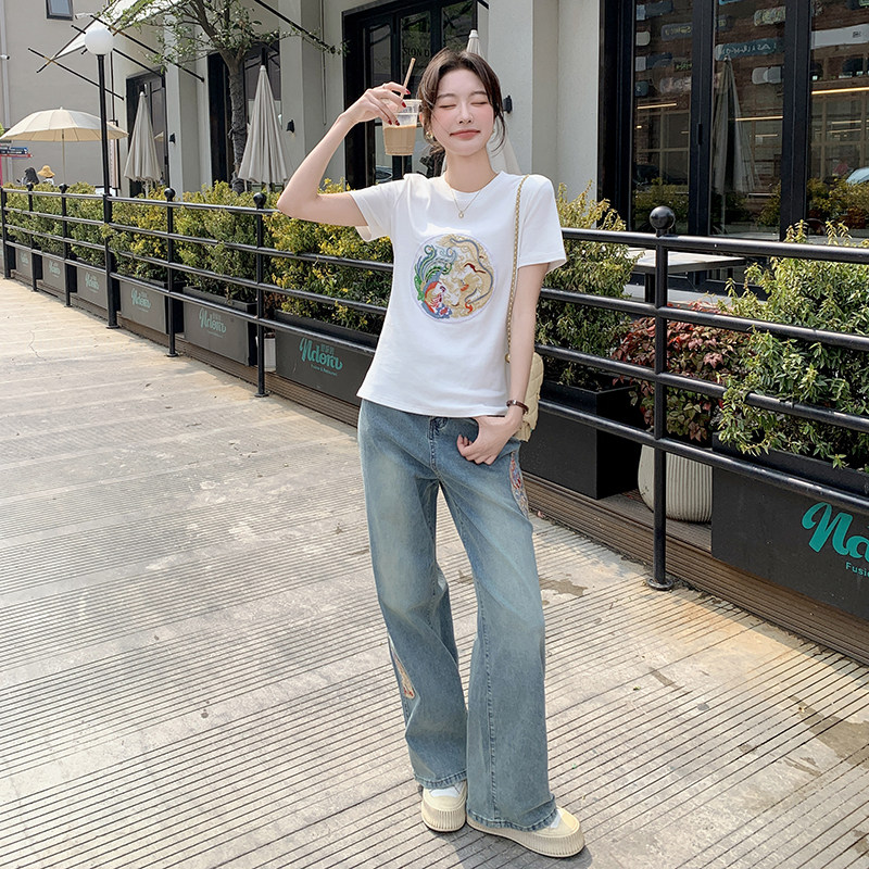 【现货】2025春夏新款新中式重工刺绣白T+风牛仔裤套装,女装套装/套裙,2D148
