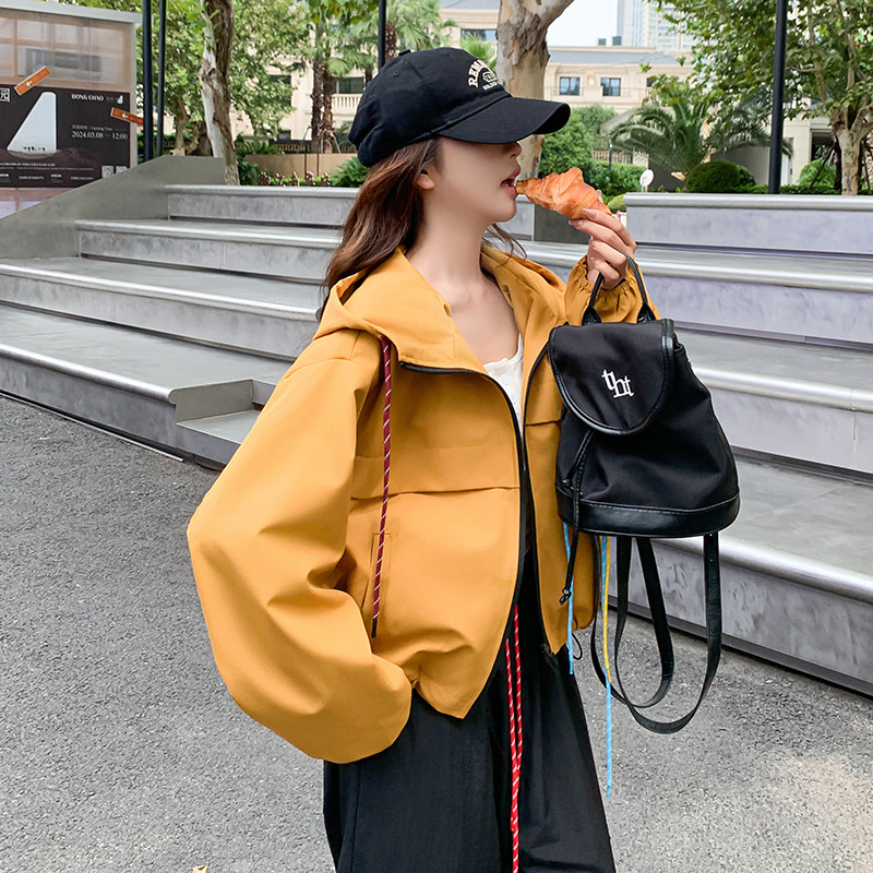设计感炸街黄色工装冲锋衣女2025春秋季新款韩版流行短款夹克外套,女装短外套,2C332
