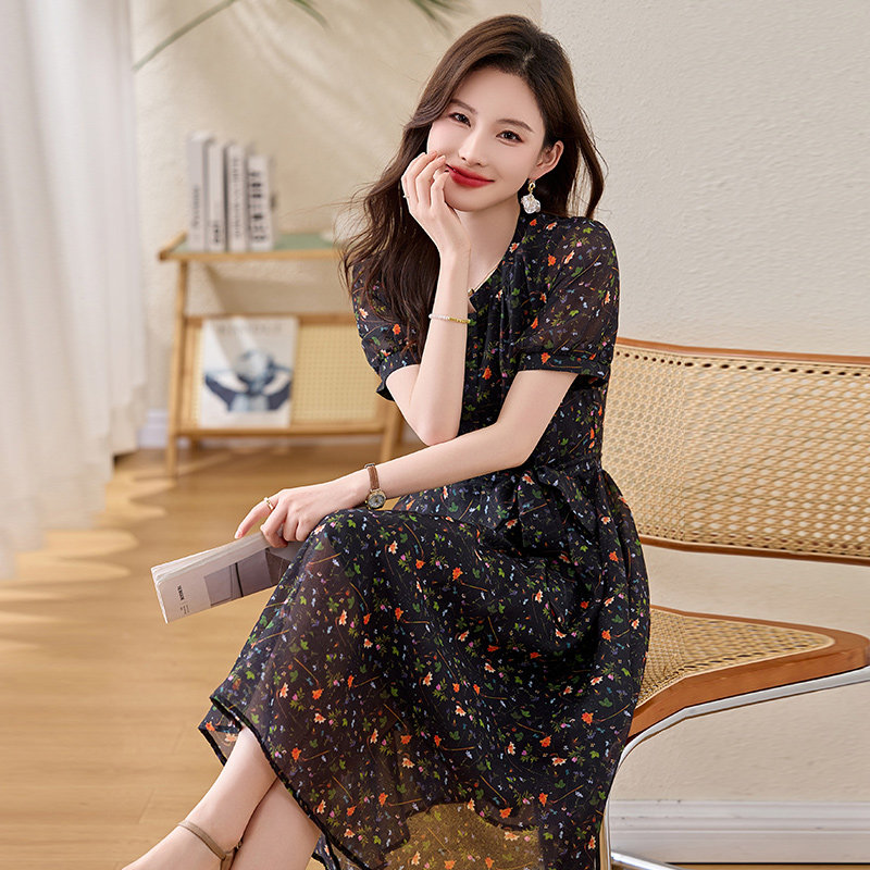 【现货】时尚碎花连衣裙女系带收腰减龄显瘦1C115-6225-P115-K258,女装连衣裙,吾爱衣