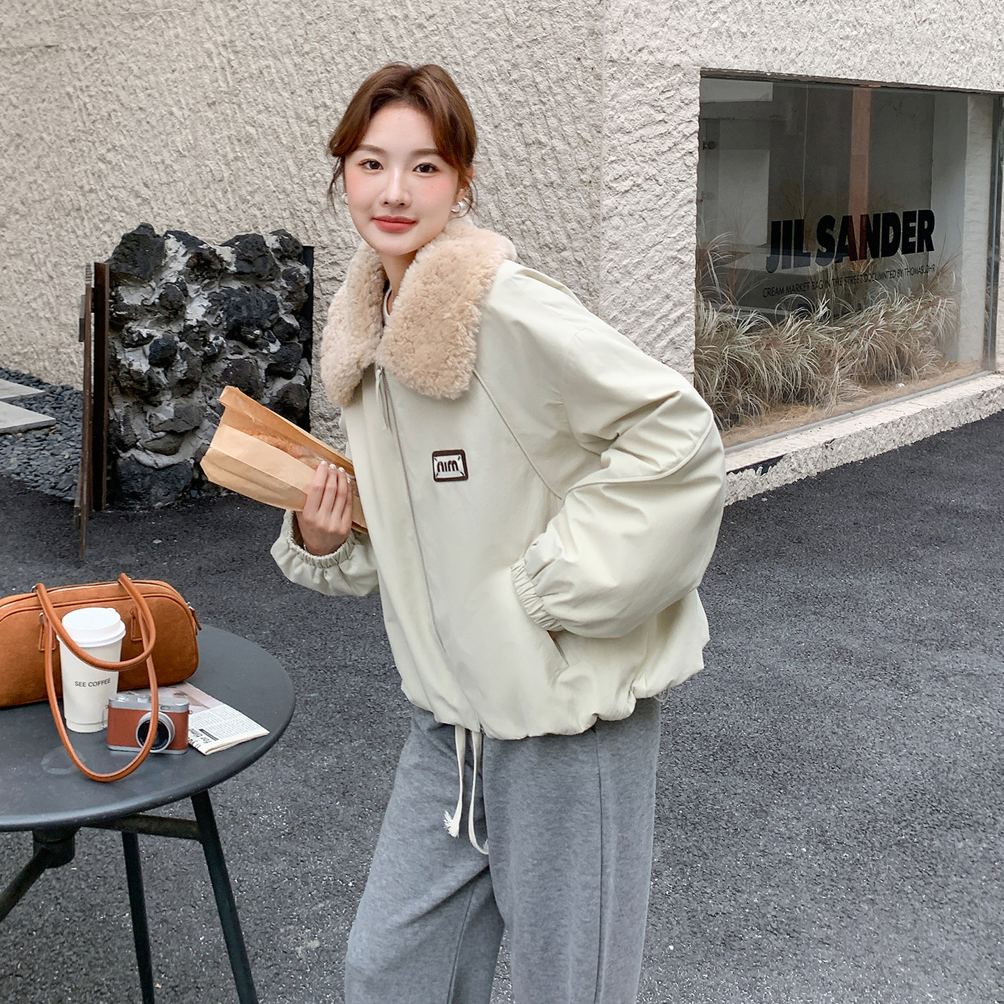 韩系翻领派克羽绒服女2025冬季新款氛围感时尚百搭减龄白鸭绒外套,女装羽绒服,2C125