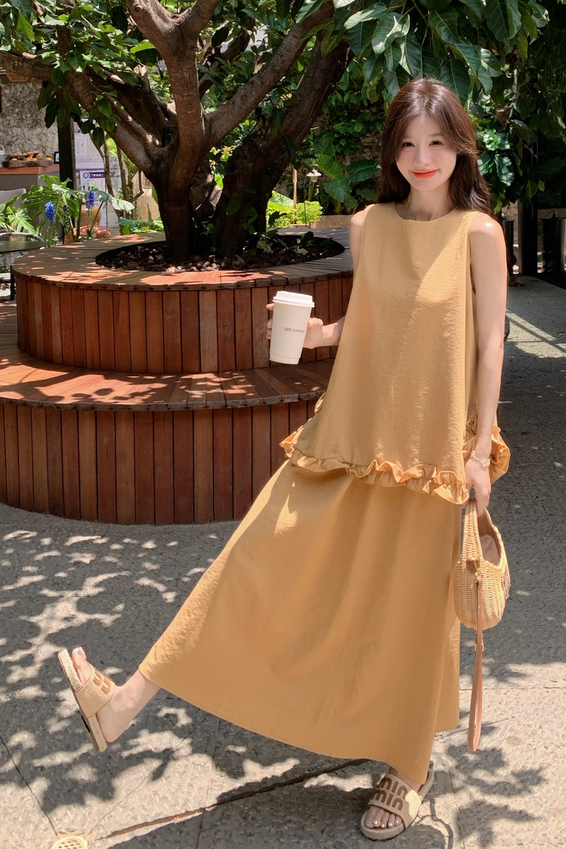 洋气甜美2025夏新款气质减龄设计感不规则花边背心半身裙两件套女,女装套装/套裙,2C159