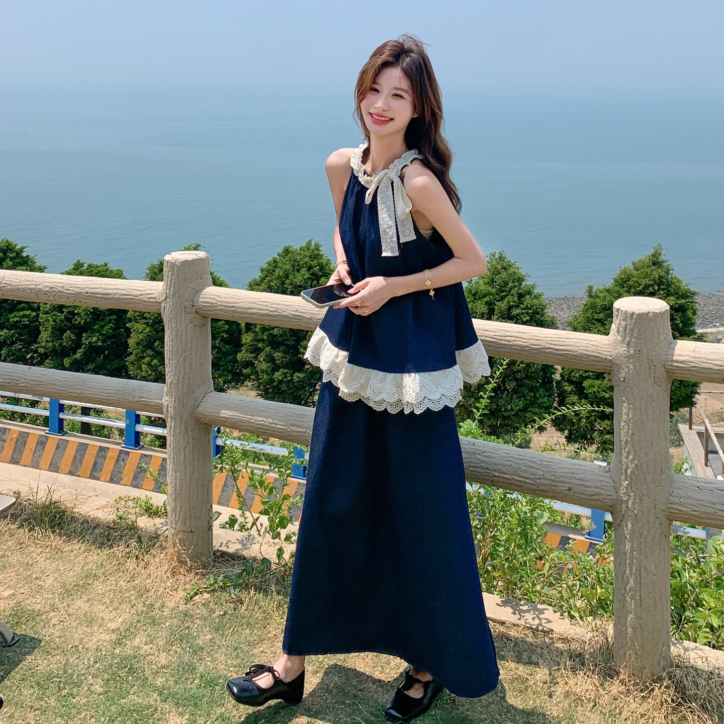 韩系设计感蕾丝拼接套装女2025夏季新款绝美挂脖背心半身裙两件套,女装套装/套裙,2C233