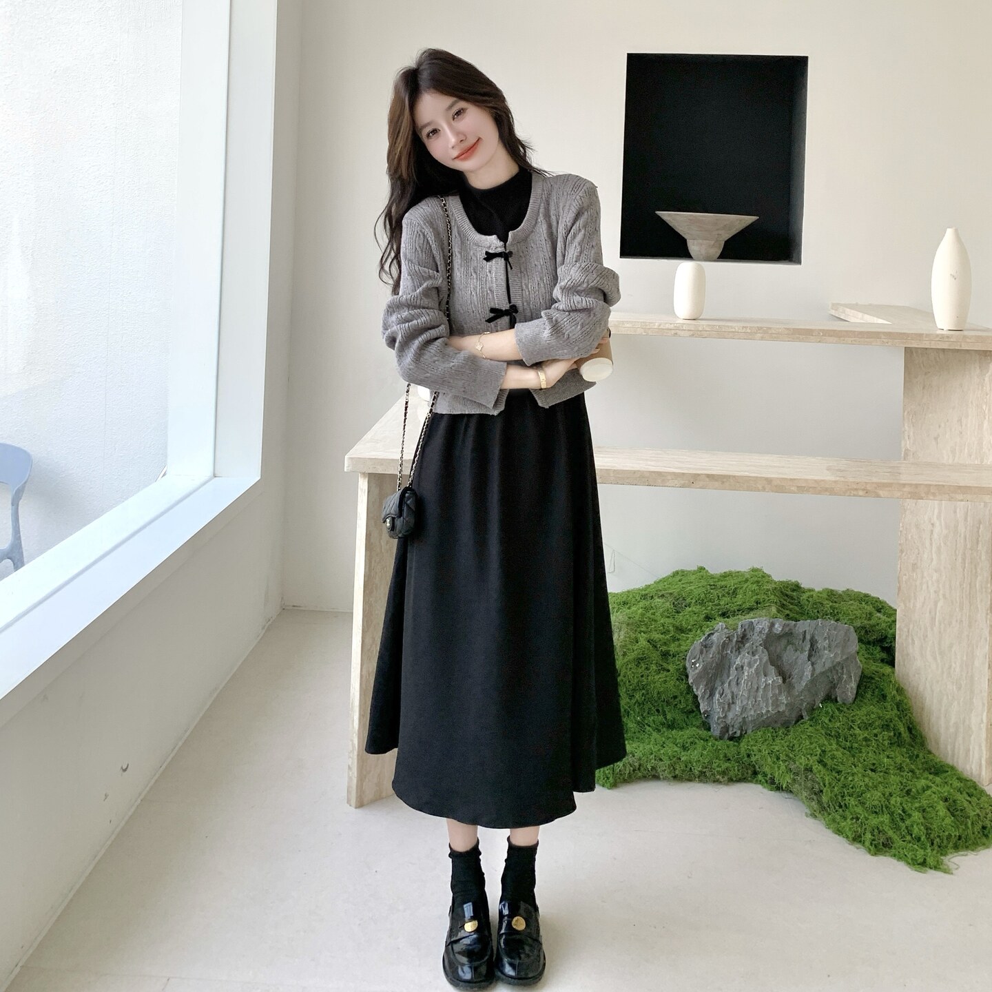 小香风气质减龄背心打底连衣裙两件套女秋冬蝴蝶结盘扣针织衫套装,女装套装/套裙,2C166