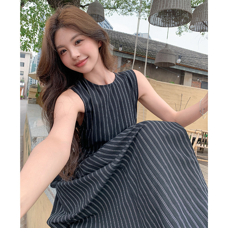 法式复古气质条纹背心连衣裙女2025夏季新款韩系收腰显瘦盐系长裙,女装连衣裙,2C107