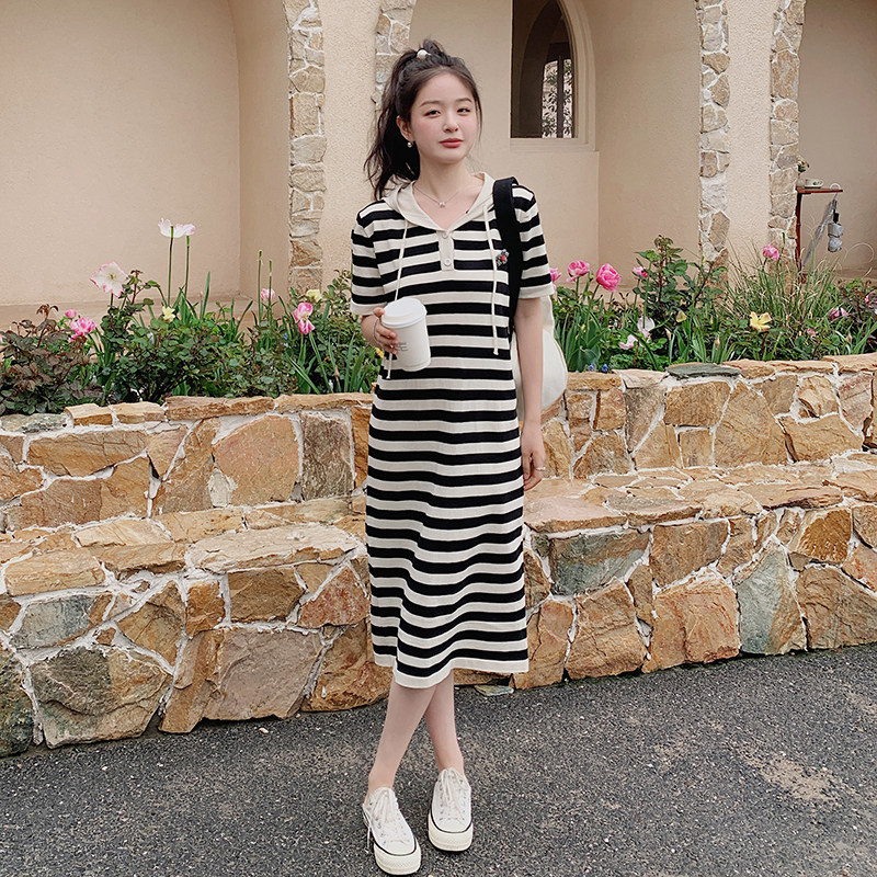 韩版慵懒风休闲条纹连衣裙女2023夏季新款小个子学院风连帽卫衣裙,女装连衣裙,2C028