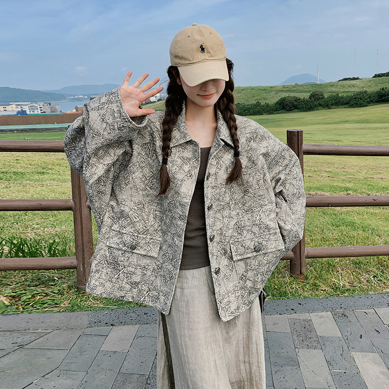 韩系chic短款碎花工装夹克上衣女春秋超火好看高级感小众减龄外套,女装短外套,2C321