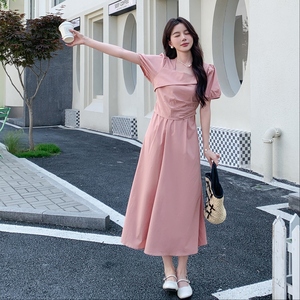 韩版方领减龄显瘦连衣裙女2025夏季新款设计感拼接小个子显瘦长裙图片