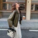 条纹拼接橄榄绿皮衣短外套女春秋2025新款小个子PU夹克爆款高级感，女装短外套，2C177