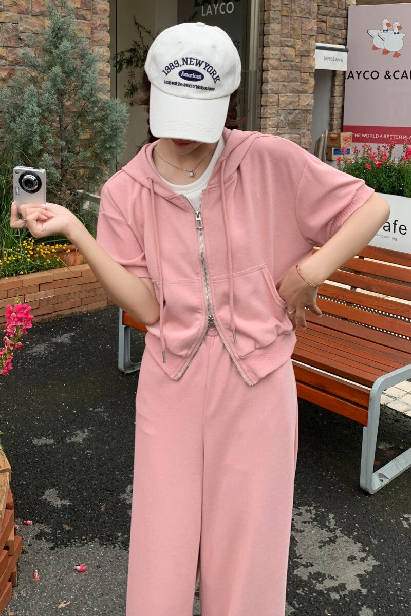 【新款现货】休闲时尚减龄粉色套装2C131-602-P135K188,女装套装/套裙,2C131