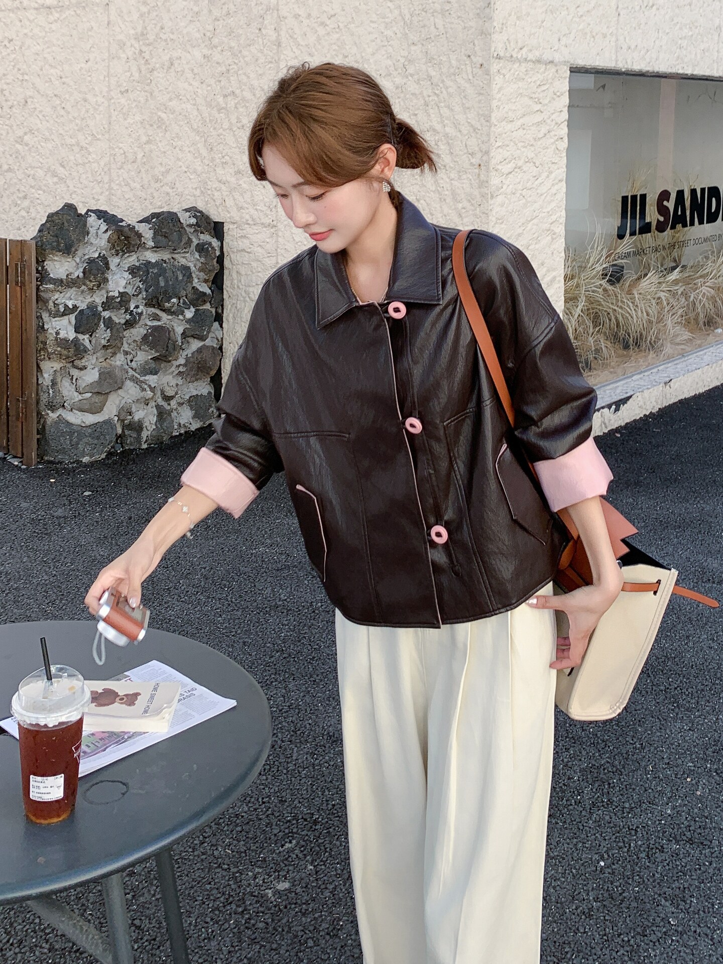 美拉德复古咖色淡人皮衣外套女秋季2025新款高级感休闲单排扣夹克,女装皮衣,2C259