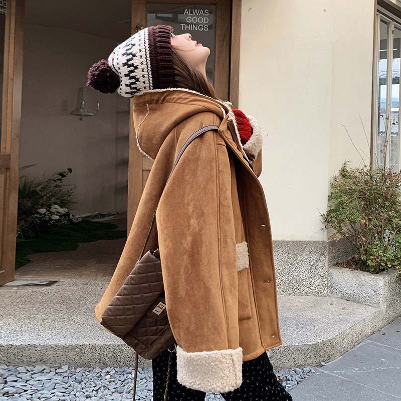 美拉德驼色短款连帽皮毛一体厚外套女秋冬2024新款颗粒绒保暖夹克,女装棉衣/棉服,2C166