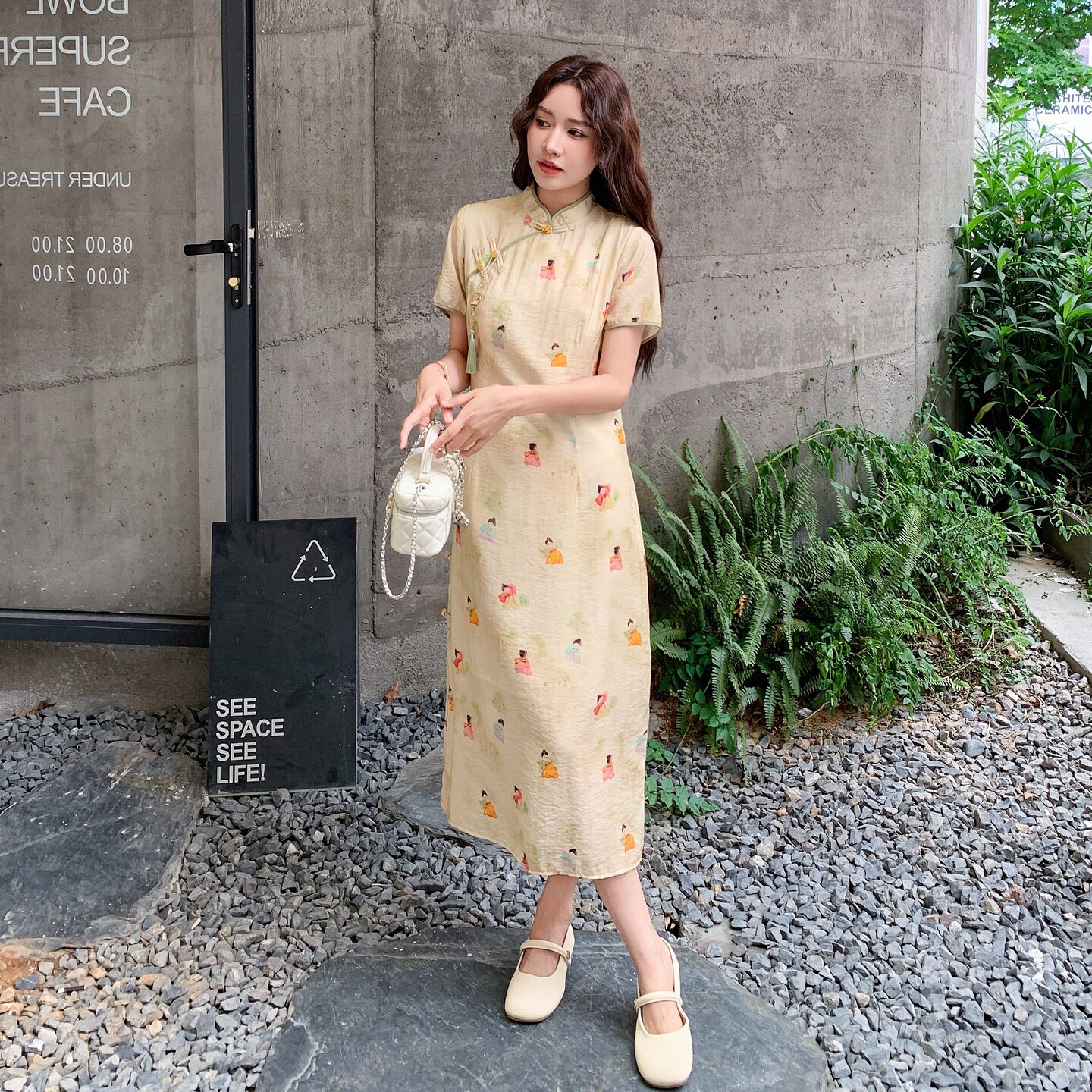新中式国风印花连衣裙女夏季2025新款时尚设计感盘扣改良旗袍长裙,女装连衣裙,2C320