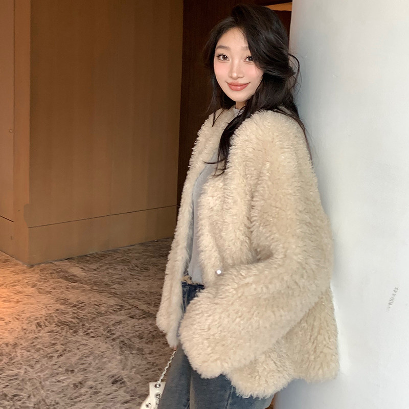 冬装新款皮毛一体小香风V领环保毛羊羔毛严格不要低价竞争,女装皮草,2C091