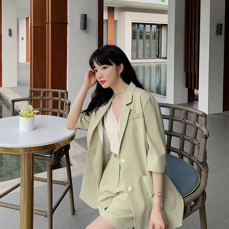 夏装赫本风轻熟风可盐可甜小西装韩版职业香芋紫色短裤两件套装女,女装套装/套裙,2C088