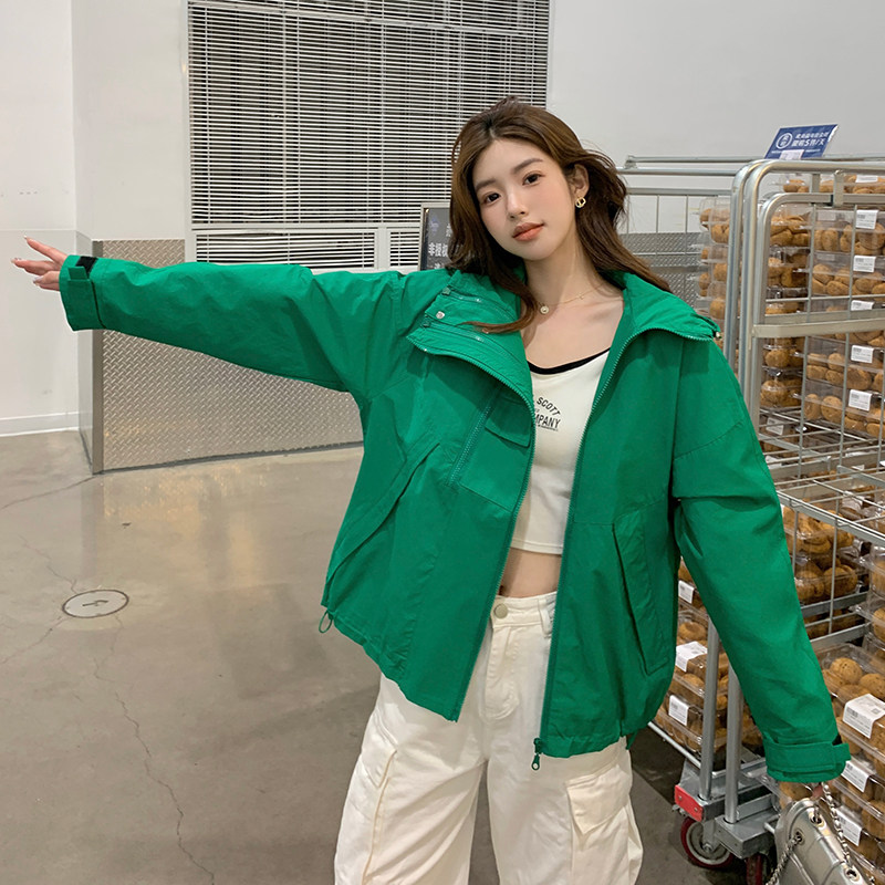 学院风绿色连帽情侣冲锋衣外套女春秋2025新款高级感chic宽松夹克图片
