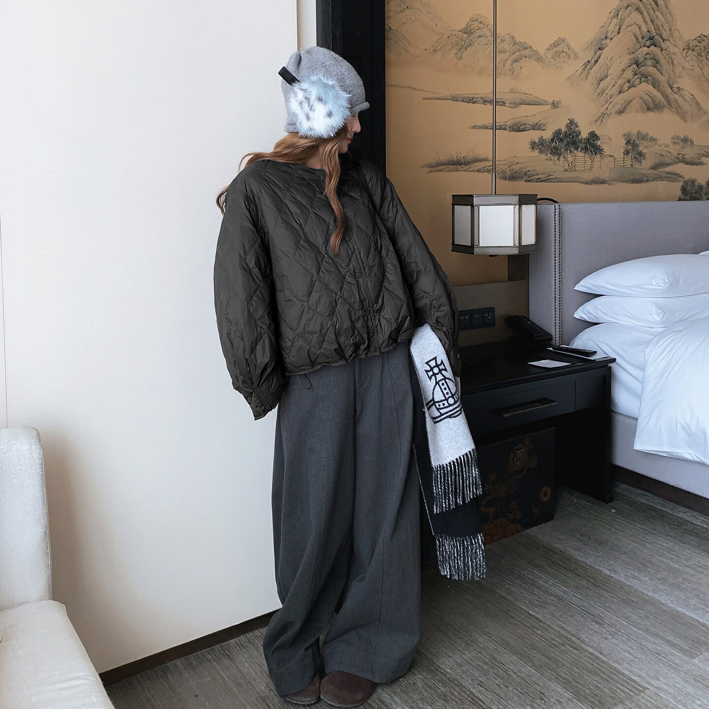 【新款】25冬季新款新标90轻薄羽绒服D81P245K338,女装羽绒服,2D008