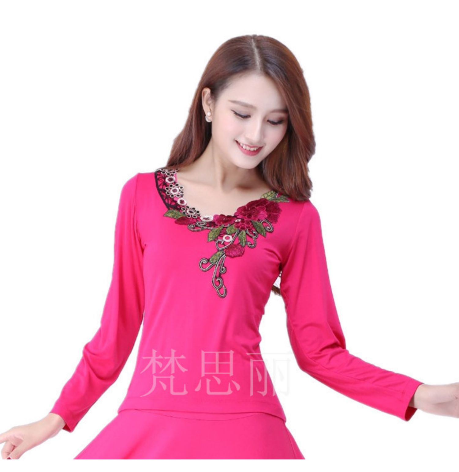 Trang phục múa xuân hè 2019 kích thước lớn thêu áo dài tay trung niên quần áo khiêu vũ nữ - Khiêu vũ / Thể dục nhịp điệu / Thể dục dụng cụ giày múa cho bé