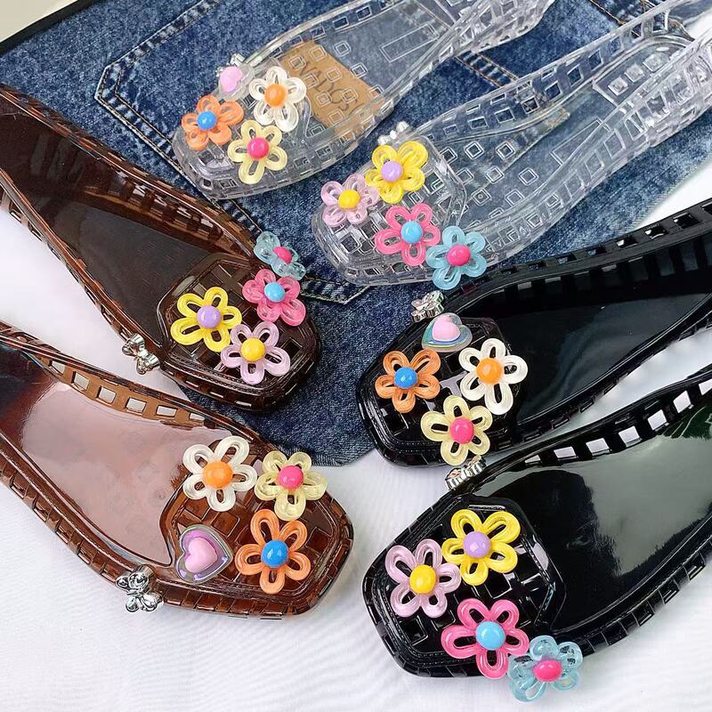 Korean New Summer Women's Shoes with Rainbow Flower Accessories, Flat Sandals, Crystal Shoes, Jelly Shoes