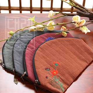Korean cotton and linen hand-embroidered semicircle zipper cosmetic bag ethnic souvenir korean folk handicraft gift p03079